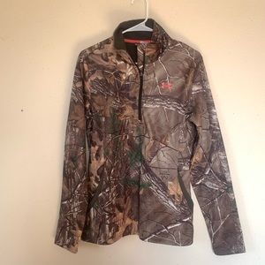 Womens real tree camouflage under armour jacket BRAND NEW